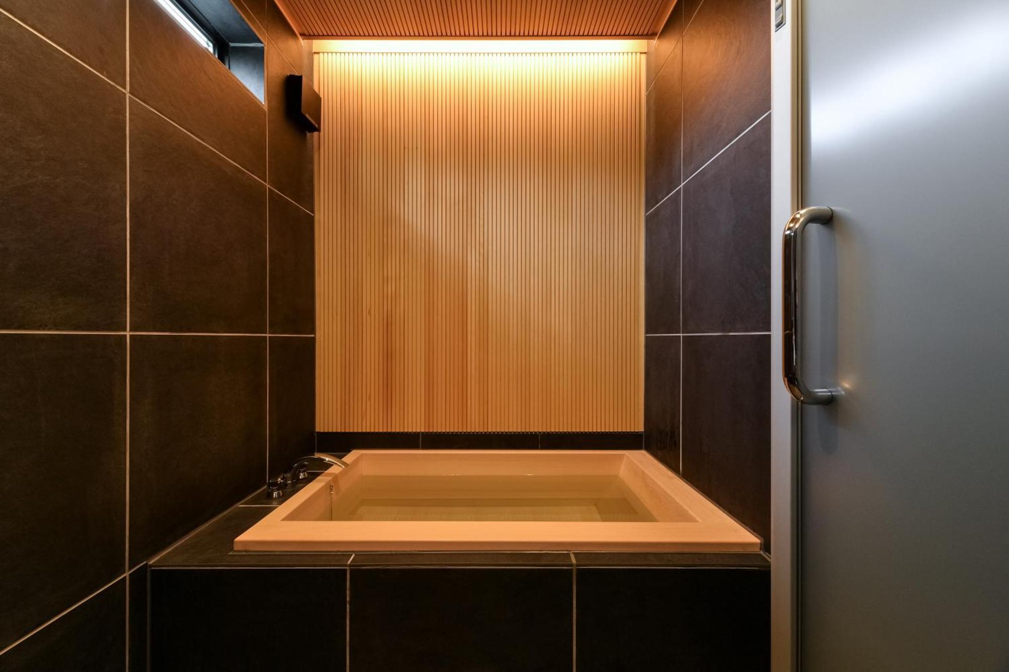 Renovated In March, Shirokiya Vacation House With A Bath Made From Natural Kiso Cypress Holiday home
